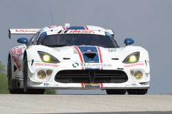 #33 Riley Motorsports SRT Viper GT3-R: Ben Keating, Jeroen Bleekemolen