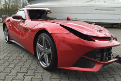 Ferrari F12 Berlinetta détruite