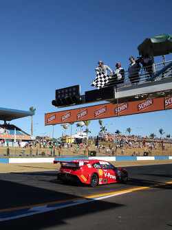 Dennis Dirani vence