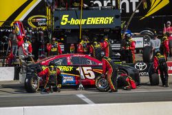 Clint Bowyer, Michael Waltrip Racing Toyota