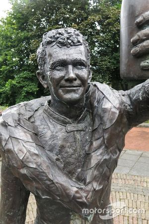 Robert y Joey Dunlop Memorial en Ballymoney, Irlanda del Norte