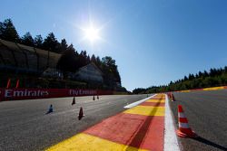 Kerbs at the top of Eau Rouge