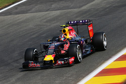 Daniil Kvyat, Red Bull Racing RB11