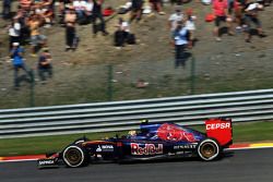 Carlos Sainz Jr., Scuderia Toro Rosso STR10