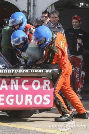 Primera vez en recarga en TC Jose Manuel Urcera, JP Racing Torino