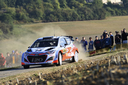 Thierry Neuville and Nicolas Gilsoul, Hyundai i20 WRC, Hyundai Motorsport