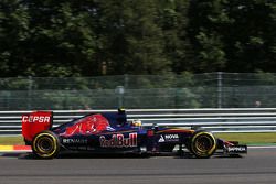Carlos Sainz Jr., Scuderia Toro Rosso STR10
