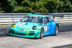 飞劲轮胎车队保时捷911 GT3 R:马丁·拉金杰、亚历山大·英佩拉托瑞