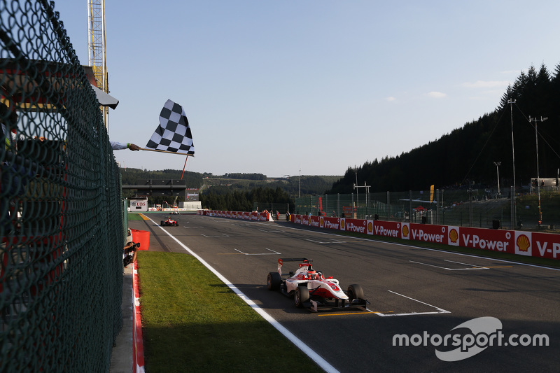 GP3 2015 – Спа-Франкоршам, первая гонка