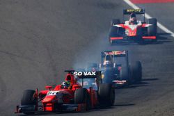 André Negrao, Arden International leads Pierre Gasly, DAMS and Daniel de Jong, MP Motorsport