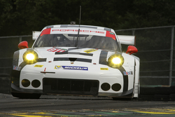 Патрик Пиле и Ник Тэнди, Porsche North America Porsche 911 RSR