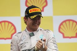 Нико Росберг, Mercedes AMG F1 празднует второе место на подиуме