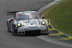 #912 Porsche North America Porsche 911 RSR: Jorg Bergmeister, Richard Lietz