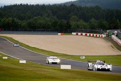 #18 Porsche Team Porsche 919 Hybrid: Romain Dumas, Neel Jani, Marc Lieb