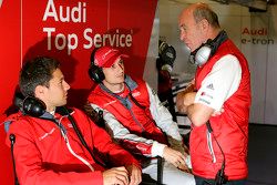 Dr. Wolfgang Ullrich, head of Audi Sport with Oliver Jarvis and Loic Duval, Audi Sport Team Joest