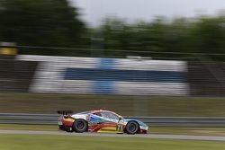 #71 AF Corse Ferrari 458 GTE : Davide Rigon, James Calado