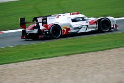 #7 Audi Sport Team Joest Audi R18 e-tron quattro: Marcel Fässler, Andre Lotterer, Benoit Tréluyer