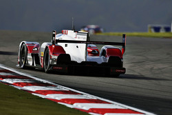 #7 Audi Sport Team Joest Audi R18 e-tron quattro: Marcel Fässler, Andre Lotterer, Benoit Tréluyer