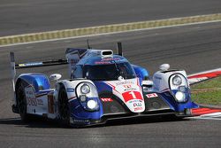 #1 Toyota Racing Toyota TS040 Hybrid: Sébastien Buemi, Anthony Davidson, Kazuki Nakajima