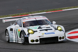 #92 Porsche Team Manthey Porsche 911 RSR: Frédéric Makowiecki, Patrick Pilet