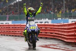 Valentino Rossi, Yamaha Factory Racing, fête sa victoire