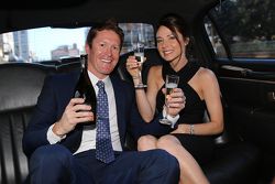 2015 champion Scott Dixon, Chip Ganassi Racing Chevrolet with wife Emma Davies