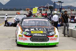 #46 Irwin Vences, M Racing en los Pits