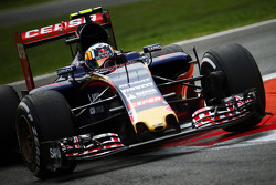 Carlos Sainz Jr., Scuderia Toro Rosso STR10
