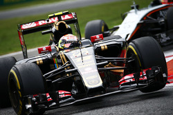 Pastor Maldonado, Lotus F1 E23