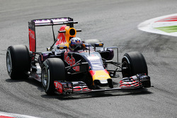 Daniel Ricciardo, Red Bull Racing RB11