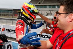 Jake Dennis, Prema Powerteam, vainqueur, et Rene Roisin