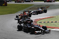 Sergey Sirotkin, Rapax devant Stoffel Vandoorne, ART Grand Prix et Alexander Rossi, Racing Engineering