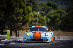 #86 Gulf Racing UK Porsche 911 RSR: Michael Wainwright, Adam Carroll, Phil Keen