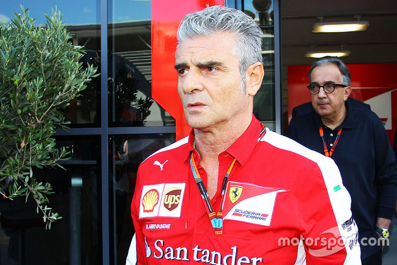 Maurizio Arrivabene, Ferrari Takım Patronu ile Sergio Marchionne, Ferrari Başkanı ve Fiat Chrysler O