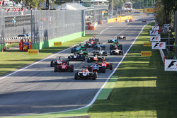 Старт: Эстебан Окон, ART Grand Prix leads