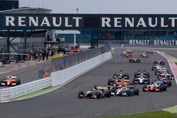 Старт: Тио Эллинас, Strakka Racing