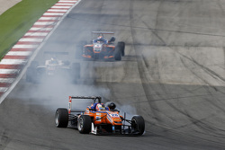 Maximilian Günther, Mücke Motorsport Dallara Mercedes-Benz e Sergio Sette Camara, Motopark Dallara V