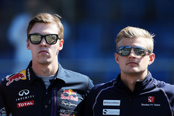 Daniil Kvyat, Red Bull Racing et Marcus Ericsson, Sauber