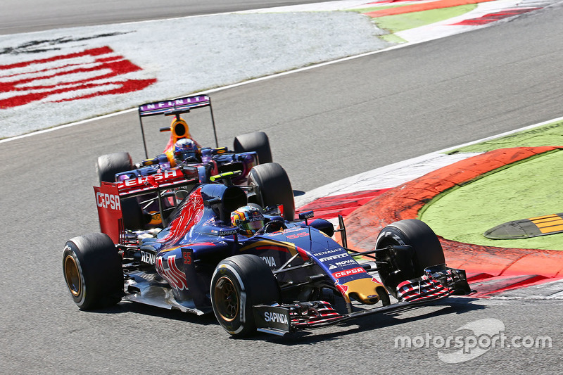 Carlos Sainz Jr., Scuderia Toro Rosso STR10