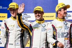 LM GTE podio: segundo lugar Andy Priaulx, Henry Hassid, Jesse Krohn