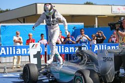 Race winner Lewis Hamilton, Mercedes AMG F1 celebrates in parc ferme