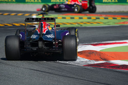 Даниил Квят, Red Bull Racing RB11