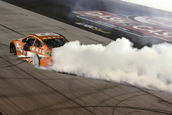 Race winner Carl Edwards, Joe Gibbs Racing Toyota