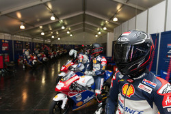 Garage atmosphere