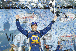 Race winner Chase Elliott, JR Motorsports Chevrolet