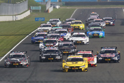 Inicio: Timo Glock, BMW Team MTEK BMW M3 DTM lidera
