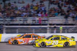 Carl Edwards, Joe Gibbs Racing Toyota and Matt Kenseth, Joe Gibbs Racing Toyota