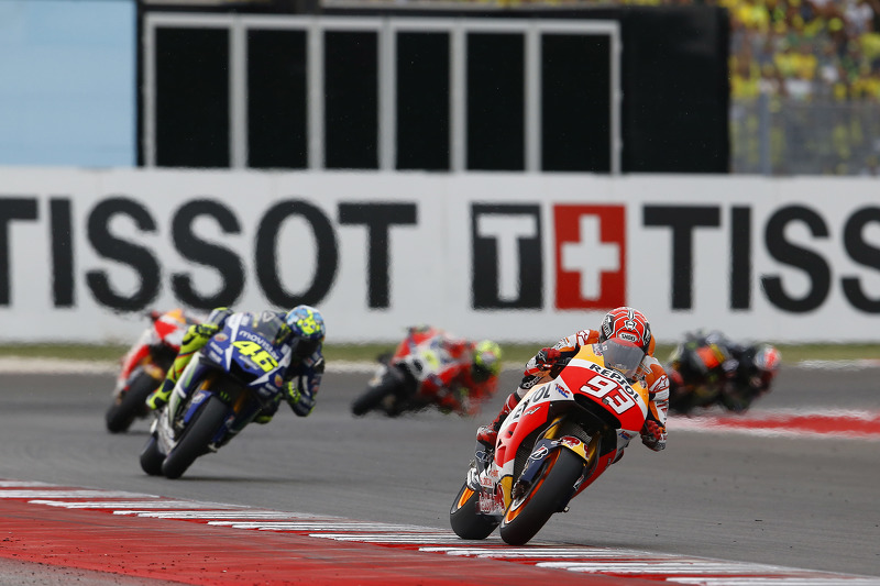 Marc Marquez, Repsol Honda Team, et Valentino Rossi, Yamaha Factory Racing