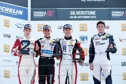 Подиум: Кевин Йорг, Josef Kaufmann Racing, второй, Антони Юбер, Tech 1, победитель, Укио Сасахара, ART Junior, третий и Уилл Палмер, ART Junior, лучший новичок