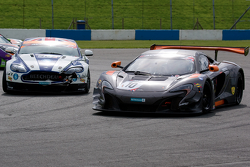 #10 Von Ryan Racing Mclaren 650S GT3: Andrew Watson, Ross Wylie